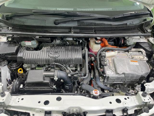 シエンタ ハイブリッドG クエロ 両側電動ドア 純正SDナビ バックカメラ 衝突被害軽減システム 禁煙車 ハーフレザーシート コーナーセンサー スマートキー LEDヘッド クルコン オートハイビーム 車線逸脱警報 オートライト(18枚目)