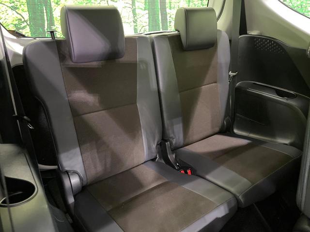 シエンタ ハイブリッドG クエロ 両側電動ドア 純正SDナビ バックカメラ 衝突被害軽減システム 禁煙車 ハーフレザーシート コーナーセンサー スマートキー LEDヘッド クルコン オートハイビーム 車線逸脱警報 オートライト(62枚目)