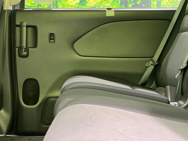 セレナ XV 4WD 両側電動ドア SDナビ バックカメラ 衝突被害軽減システム 禁煙車 スマートキー ビルトインETC クルコン オートライト オートエアコン リアエアコン Bluetooth CD(29枚目)