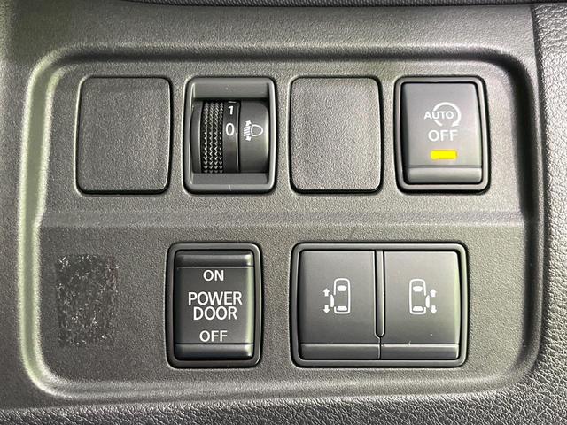 セレナ XV 4WD 両側電動ドア SDナビ バックカメラ 衝突被害軽減システム 禁煙車 スマートキー ビルトインETC クルコン オートライト オートエアコン リアエアコン Bluetooth CD(40枚目)