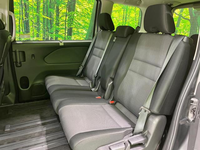 セレナ XV 4WD 両側電動ドア SDナビ バックカメラ 衝突被害軽減システム 禁煙車 スマートキー ビルトインETC クルコン オートライト オートエアコン リアエアコン Bluetooth CD(68枚目)