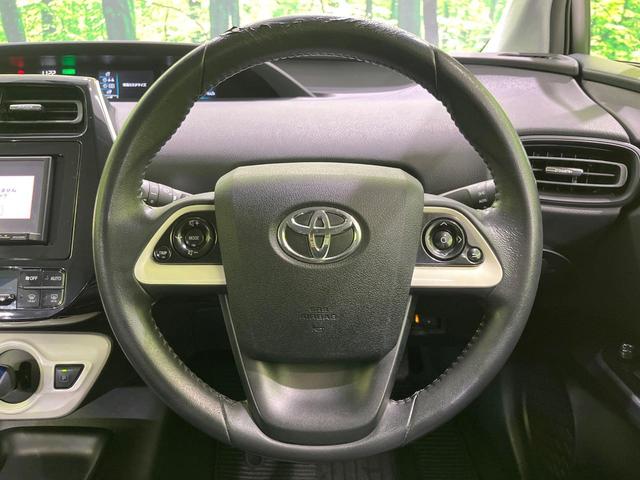 プリウス S SDナビ 禁煙車 スマートキー LEDヘッド ビルトインETC 純正15インチアルミ オートライト オートエアコン CD 地デジ(11枚目)