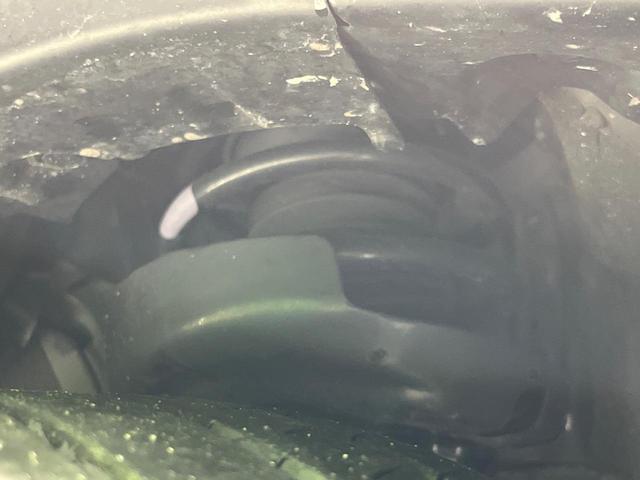 プリウス Z 4WD サンルーフ 全周囲カメラ 衝突被害軽減システム レーダークルーズ 禁煙車 電動リアゲート レザー調シート 前席シートエアコン パワーシート コーナーセンサー スマートキー LEDヘッド(23枚目)