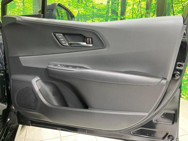 プリウス Z 4WD サンルーフ 全周囲カメラ 衝突被害軽減システム レーダークルーズ 禁煙車 電動リアゲート レザー調シート 前席シートエアコン パワーシート コーナーセンサー スマートキー LEDヘッド(45枚目)