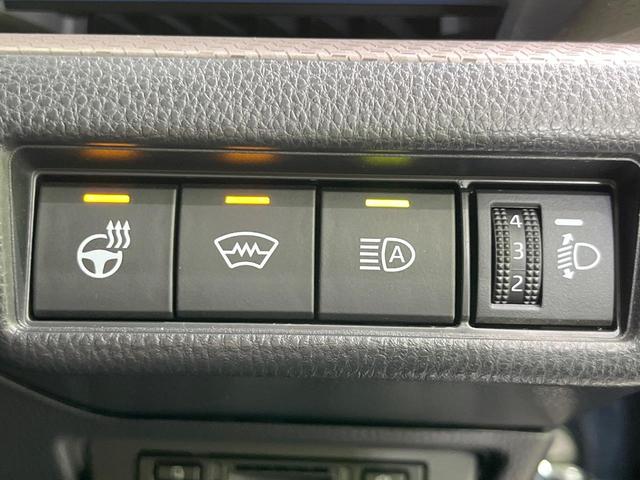 プリウス Z 4WD サンルーフ 全周囲カメラ 衝突被害軽減システム レーダークルーズ 禁煙車 電動リアゲート レザー調シート 前席シートエアコン パワーシート コーナーセンサー スマートキー LEDヘッド(49枚目)