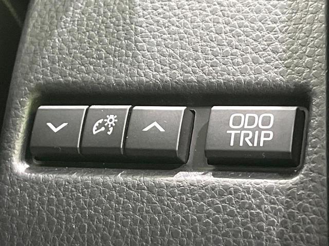 プリウス Z 4WD サンルーフ 全周囲カメラ 衝突被害軽減システム レーダークルーズ 禁煙車 電動リアゲート レザー調シート 前席シートエアコン パワーシート コーナーセンサー スマートキー LEDヘッド(63枚目)