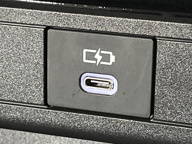 プリウス Z 4WD サンルーフ 全周囲カメラ 衝突被害軽減システム レーダークルーズ 禁煙車 電動リアゲート レザー調シート 前席シートエアコン パワーシート コーナーセンサー スマートキー LEDヘッド(71枚目)