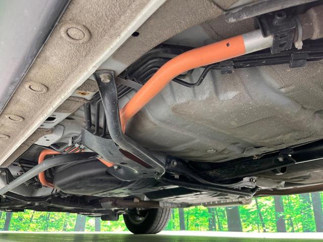 ヴェゼル e:HEV X 4WD 禁煙車 ホンダセンシング SDナビ バックカメラ 寒冷地仕様 アダプティブクルーズ コーナーセンサー LEDヘッド オートハイビーム ETC ドラレコ Bluetooth 純正16インチAW(32枚目)