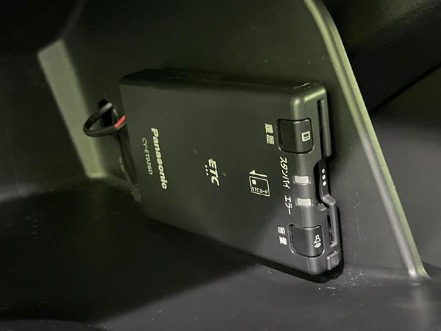 ヴェゼル e:HEV X 4WD 禁煙車 ホンダセンシング SDナビ バックカメラ 寒冷地仕様 アダプティブクルーズ コーナーセンサー LEDヘッド オートハイビーム ETC ドラレコ Bluetooth 純正16インチAW(48枚目)