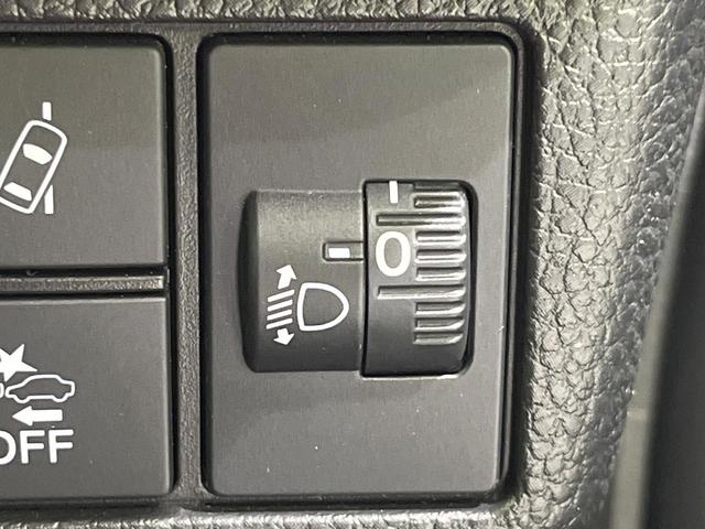 N-BOXカスタム L 4WD 両側電動ドア 純正SDナビ バックカメラ 衝突被害軽減システム コーナーセンサー スマートキー LEDヘッド 純正14インチアルミ オートハイビーム 車線逸脱警報 オートライト(44枚目)