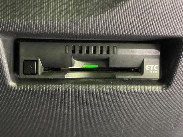 アクア Ｓ　ＳＤナビ　Ｂｌｕｅｔｏｏｔｈ　ビルトインＥＴＣ　オートエアコン　アイドリングストップ　キーレス　ステアリングスイッチ　横滑り防止（5枚目）