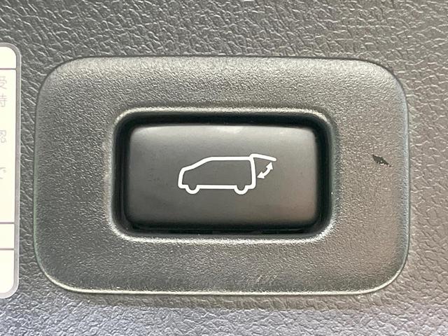 ヴェルファイアハイブリッド ＺＲ　Ｇエディション　４ＷＤ　ムーンルーフ　両側電動スライド　後席モニター　純正１０型ナビ　バックカメラ　１００Ｖ電源　衝突被害軽減システム　レーダークルーズ　禁煙車　電動リアゲート　黒革シート　シートベンチレーション（43枚目）