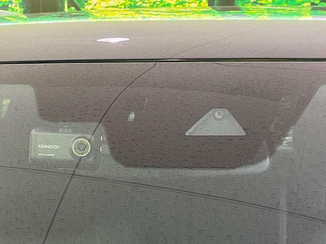 ＣＸ－８ ＸＤプロアクティブ　４ＷＤ　ディーゼル　７人乗り　純正ナビ　フリップダウンモニター　全周囲カメラ　衝突被害軽減システム　レーダークルーズ　禁煙車　電動リアゲート　パワーシート　ドラレコ　ＥＴＣ　純正１９インチアルミ（3枚目）