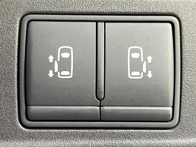 セレナ ハイウェイスター　両側電動スライド　純正９型ナビ　バックカメラ　衝突被害軽減システム　禁煙車　ドラレコ　ＬＥＤヘッド　ＥＴＣ　クルコン　オートエアコン　リアオートエアコン　Ｂｌｕｅｔｏｏｔｈ　純正１６インチアルミ（6枚目）