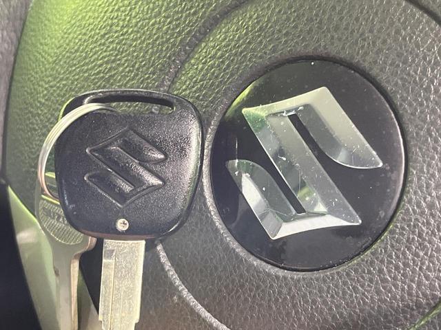 ワゴンＲ ＦＸ－Ｓリミテッド　４ＷＤ　シートヒーター　ウッドコンビステアリング　禁煙車　キーレス　純正１４インチアルミホイール（4枚目）