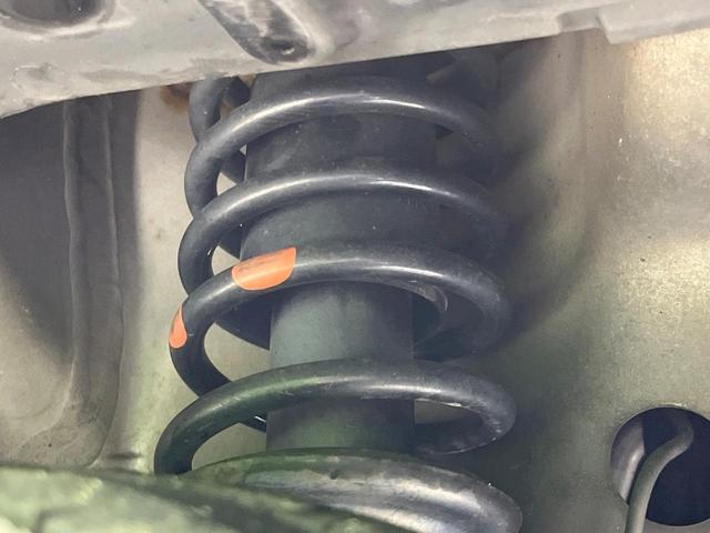 ワゴンＲ ＦＸ－Ｓリミテッド　４ＷＤ　シートヒーター　ウッドコンビステアリング　禁煙車　キーレス　純正１４インチアルミホイール（20枚目）