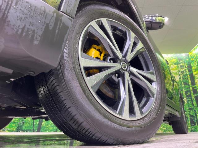 �y�����P�W�C���`�A���~�z�C�[���z�O�ςɃ}�b�`���������A���~�z�C�[���𑕒����Ă���܂��B�e��ЊO�A���~�z�C�[����A�X�^�b�h���X�^�C�����戵�����Ă���܂��B���񂲑��k����������