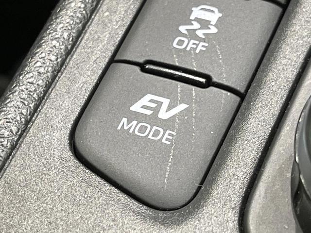 ヤリスクロス ハイブリッドＸ　４ＷＤ　純正ディススプレイオーディオ　バックカメラ　１００Ｖ電源　衝突被害軽減システム　レーダークルーズ　禁煙車　ＬＥＤヘッド　ビルトインＥＴＣ　オートハイビーム　車線逸脱警報　オートライト（62枚目）