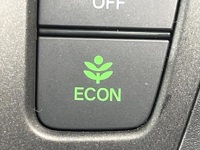 フリード クロスター　４ＷＤ　両側電動スライドドア　純正９型ＳＤナビ　バックカメラ　ホンダセンシング　禁煙車　スマートキー　ＬＥＤヘッド　ビルトインＥＴＣ　クルコン　純正１５インチアルミ　車線逸脱警報　オートライト（47枚目）