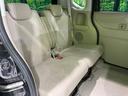 後部座席も気になるようなキズ・汚れやへたり等、大きなダメージはなく、良好な状態です。