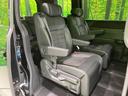 後部座席も気になるようなキズ・汚れやへたり等、大きなダメージはなく、良好な状態です。