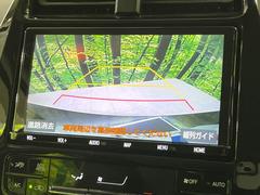 【バックカメラ】駐車時に後方がリアルタイム映像で確認できます。大型商業施設や立体駐車場での駐車時や、夜間のバック時に大活躍！運転スキルに関わらず、今や必須となった装備のひとつです！ 4