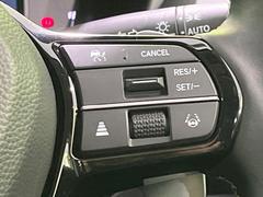 �ڥ����ץƥ��֥��롼������ȥ�����۹�®ƻϩ�Ǥ�Ĺ��Υ���Ԥ��ڤˡ�����ư��®�٤��ݤĥ��롼������ȥ����뤬�����ͷڸ������ƥ��Ϣ�Ȥ��������μ�ξ���Τ��Ƽִ֤��ݤĤ褦��®��Ĵ�ᤷ�Ƥ���ޤ����� 7