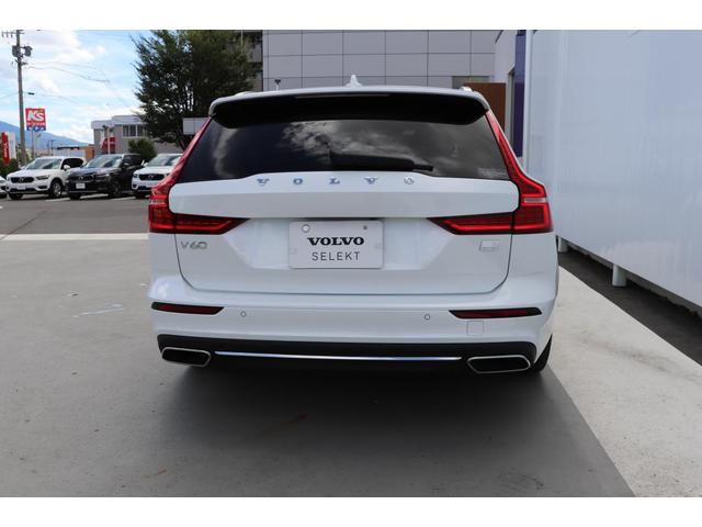 Ｖ６０ リチャージ　ＰＨＶ　Ｔ６　ＡＷＤ　インスクリプション　禁煙車　８ＡＴ　フルセグＴＶ　全周囲カメラ　障害物センサー　クルーズコントロール　本革シート　サンルーフ　電動シート　シートヒーター＆エアコン　ＥＴＣ　ルーフレール　アルミ　横滑り防止　点検記録簿（3枚目）