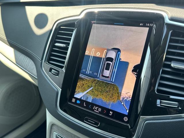 ＸＣ９０ 　４ＷＤ　ワンオーナー　禁煙車　ナビ　バックカメラ　全周囲カメラ　ドライブレコーダー　ＥＴＣ２．０　アダプティブクルーズコントロール　レーンアシスト　クリアランスソナー　電動リアゲート（19枚目）