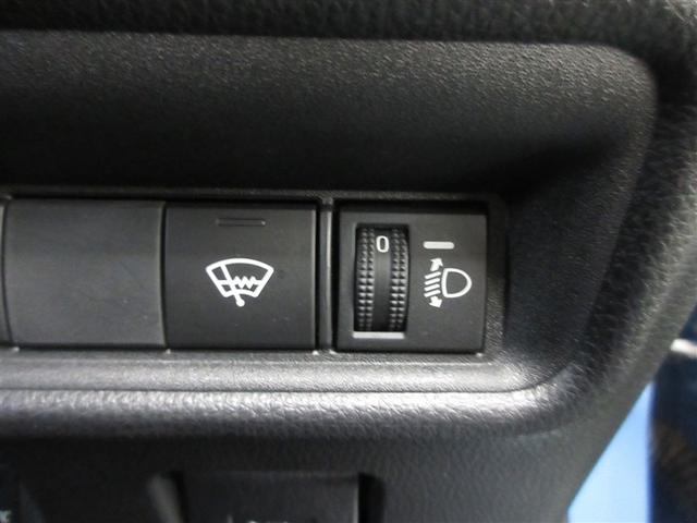 シエンタ ハイブリッドＧ　４ＷＤ　ミュージックプレイヤー接続可　バックカメラ　衝突被害軽減システム　ＥＴＣ　ドラレコ　両側電動スライド　ＬＥＤヘッドランプ　ウオークスルー　乗車定員７人　ワンオーナー（20枚目）