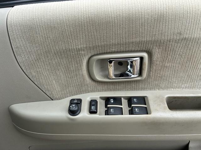 アトレーワゴン カスタムターボRS 4WD ターボ 純正アルミ 社外ナビ 走行54689キロ ワンオーナー ABS キーレス フルフラットシート ベンチシート(27枚目)