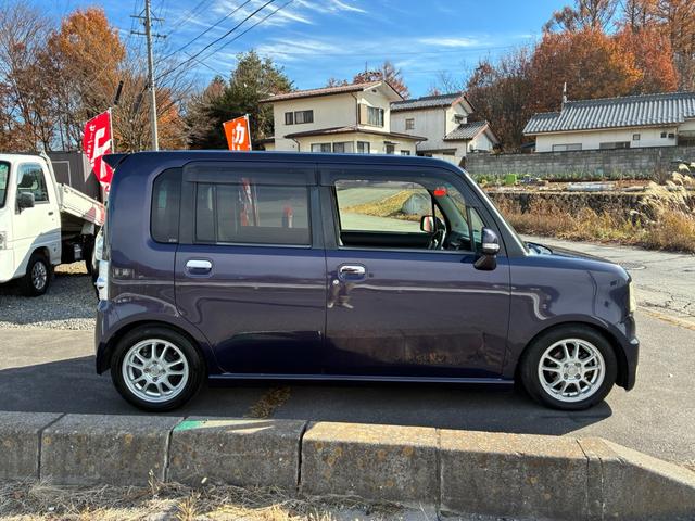 ムーヴコンテ カスタム RS 4WD ターボ 車高調ローダウン 社外ナビ 社外アルミ ETC バックカメラ 社外シートカバー タイミングチェーン(3枚目)