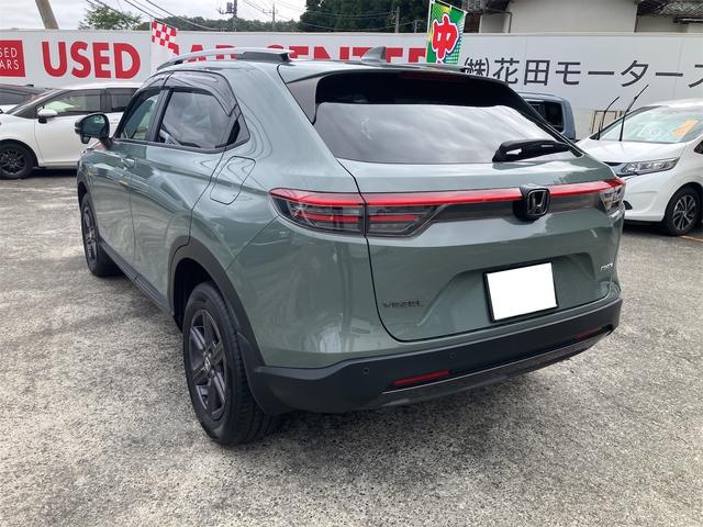 ヴェゼル ｅ：ＨＥＶ　Ｘ・ＨｕＮＴパッケージ　クルーズコントロール　衝突被害軽減ブレーキ　ソナー　ＬＥＤライト　ルーフレール　シートヒーター　オートライト　４ＷＤ　スマートキー　オートハイビーム　レーンキープアシスト（9枚目）