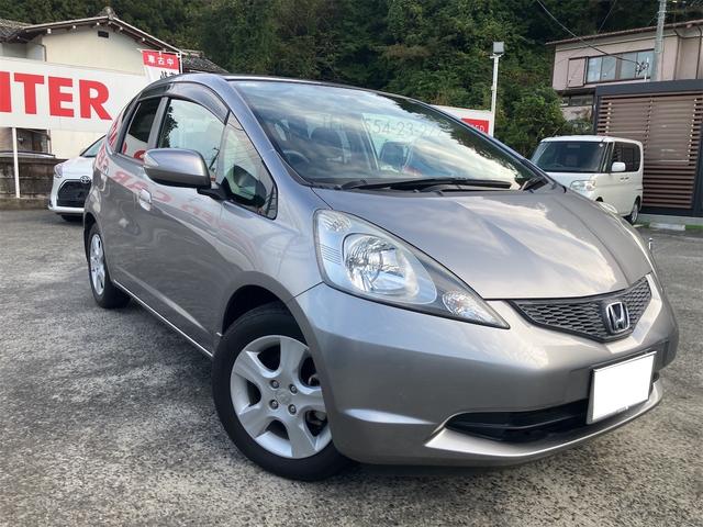 フィット スポーティエディション パワーウィンドウ キーレスエントリー ABS 盗難防止システム エアコン パワーステアリング 運転席エアバッグ(6枚目)