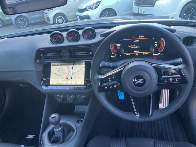 フェアレディZ ベースグレード クルコン ハイビームアシスト LEDヘッド バックカメラ 衝突軽減システム エアコン パワーウィンドウ パワーステアリング ナビ USB ETC Bluetooth オートライト インテリジェントキー(15枚目)