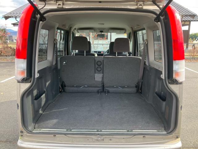 バモス Ｌ　関東ＡＡ正規仕入車両　４ＷＤ　５ＭＴ　マニュアル　修復歴無し　４ＷＤ　５ＭＴ　実走行６５２００ｋｍ　外装ボコボコ（8枚目）