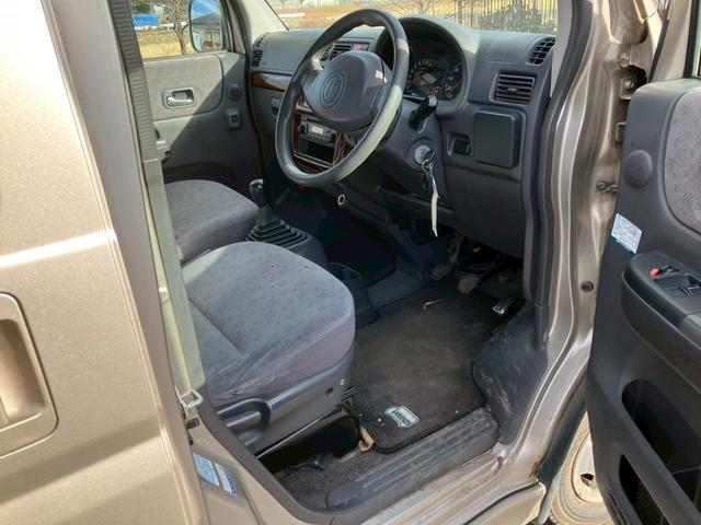 バモス Ｌ　関東ＡＡ正規仕入車両　４ＷＤ　５ＭＴ　マニュアル　修復歴無し　４ＷＤ　５ＭＴ　実走行６５２００ｋｍ　外装ボコボコ（19枚目）