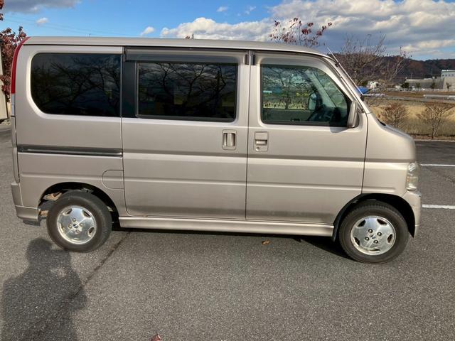 バモス Ｌ　関東ＡＡ正規仕入車両　４ＷＤ　５ＭＴ　マニュアル　修復歴無し　４ＷＤ　５ＭＴ　実走行６５２００ｋｍ　外装ボコボコ（27枚目）