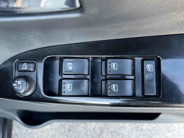 タント カスタムRS 両側電動スライドドア オートライト LEDヘッドランプ スマートキー アイドリングストップ 電動格納ミラー ベンチシート ターボ CVT 盗難防止システム ABS アルミホイール 衝突安全ボディ(9枚目)