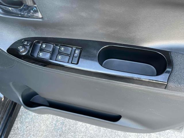 タント カスタムRS 両側電動スライドドア オートライト LEDヘッドランプ スマートキー アイドリングストップ 電動格納ミラー ベンチシート ターボ CVT 盗難防止システム ABS アルミホイール 衝突安全ボディ(32枚目)