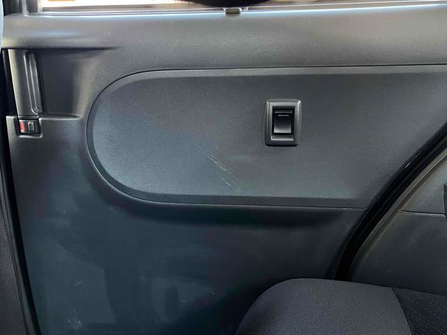 タント カスタムRS 両側電動スライドドア オートライト LEDヘッドランプ スマートキー アイドリングストップ 電動格納ミラー ベンチシート ターボ CVT 盗難防止システム ABS アルミホイール 衝突安全ボディ(35枚目)