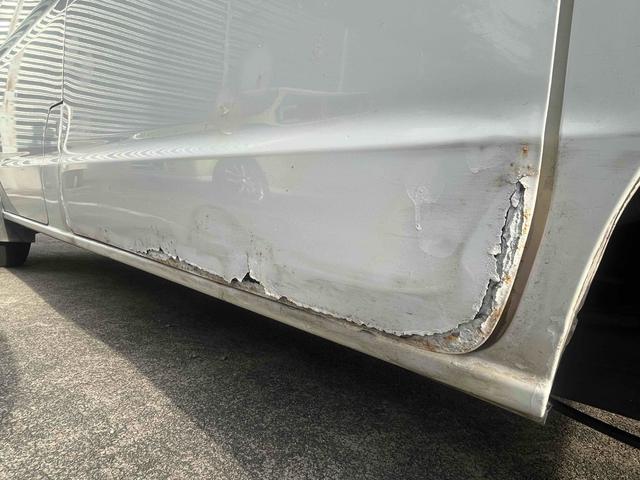 ＮＶ１００クリッパーバン 　４ＷＤ　ＭＴ　両側スライドドア　エアコン　パワーステアリング　運転席エアバッグ　助手席エアバッグ（26枚目）