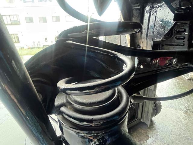 ＮＶ１００クリッパーバン 　４ＷＤ　ＭＴ　両側スライドドア　エアコン　パワーステアリング　運転席エアバッグ　助手席エアバッグ（71枚目）