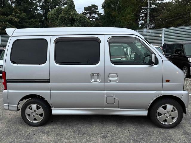 エブリイワゴン ジョイポップターボＰＺ　４ＷＤ　ＥＴＣ　両側スライドドア　キーレスエントリー　電動格納ミラー　ＡＴ　ＡＢＳ　アルミホイール　衝突安全ボディ　エアコン　パワーステアリング（14枚目）