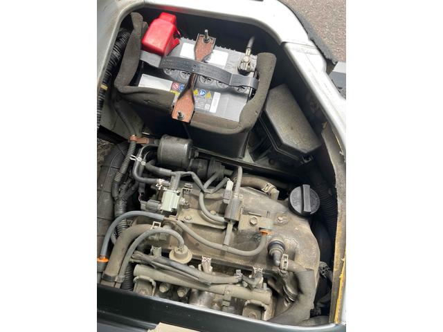 エブリイワゴン ジョイポップターボＰＺ　４ＷＤ　ＥＴＣ　両側スライドドア　キーレスエントリー　電動格納ミラー　ＡＴ　ＡＢＳ　アルミホイール　衝突安全ボディ　エアコン　パワーステアリング（21枚目）