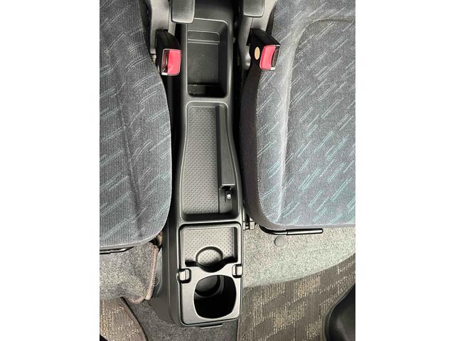 エブリイワゴン ジョイポップターボＰＺ　４ＷＤ　ＥＴＣ　両側スライドドア　キーレスエントリー　電動格納ミラー　ＡＴ　ＡＢＳ　アルミホイール　衝突安全ボディ　エアコン　パワーステアリング（38枚目）