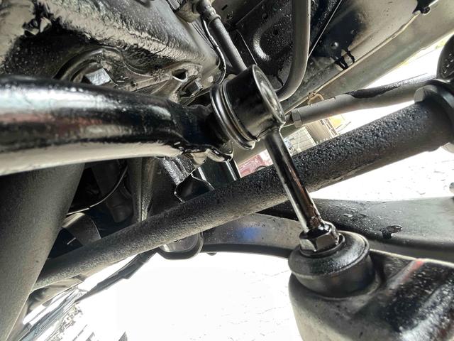 エブリイワゴン ジョイポップターボＰＺ　４ＷＤ　ＥＴＣ　両側スライドドア　キーレスエントリー　電動格納ミラー　ＡＴ　ＡＢＳ　アルミホイール　衝突安全ボディ　エアコン　パワーステアリング（61枚目）