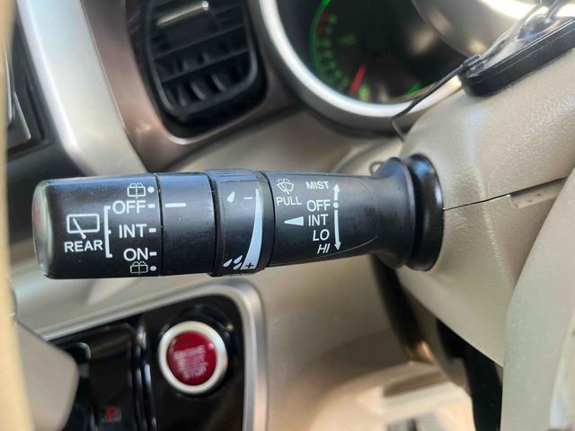 N-BOX+ G・ターボパッケージ 4WD ETC バックカメラ 両側電動スライドドア TV オートクルーズコントロール オートライト スマートキー アイドリングストップ 電動格納ミラー ベンチシート CVT 盗難防止システム ABS(8枚目)