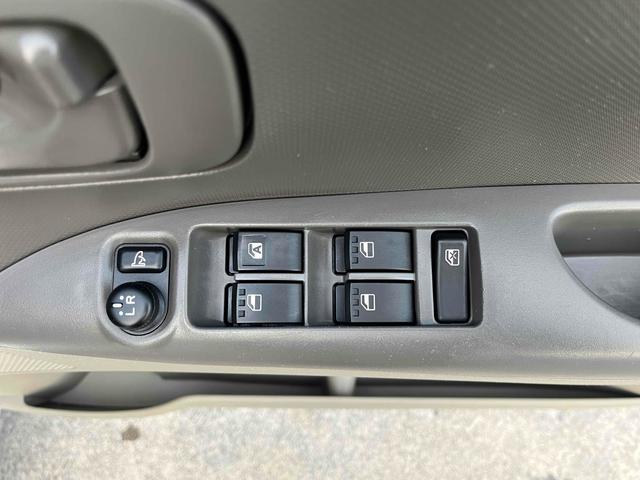 タント 福祉車輌 ETC スライドドア スマートキー 電動格納ミラー HID 盗難防止システム CVT ABS エアコン パワーステアリング パワーウィンドウ(8枚目)
