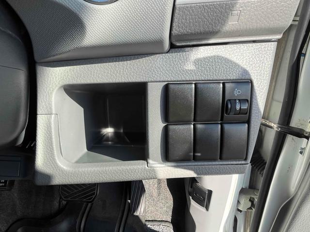 AZワゴン XSスペシャル スマートキー ベンチシート CVT 盗難防止システム ABS CD アルミホイール 衝突安全ボディ エアコン パワーステアリング パワーウィンドウ(7枚目)